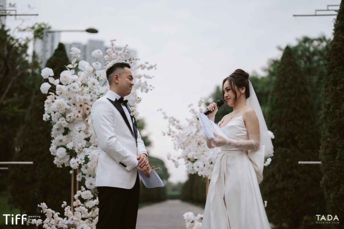 7-29 Mẫu kịch bản MC tiệc cưới song ngữ (Việt - Anh) dành cho cặp đôi có khách mời quốc tế. (Ảnh: Mimi Wedding.vn)